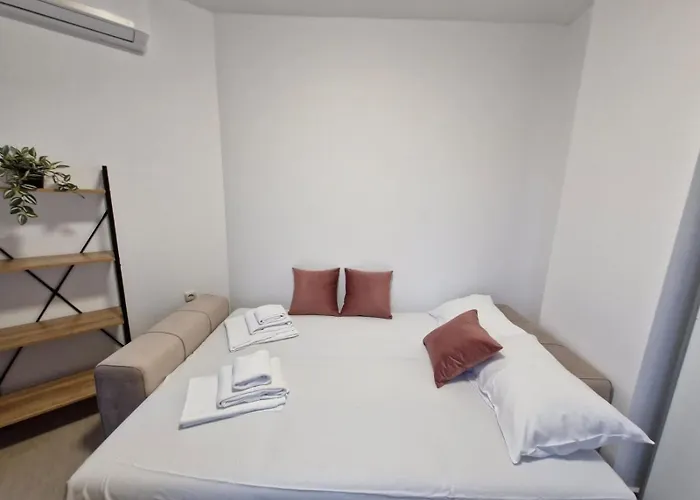 Sunny Bay A Sunny Apartment